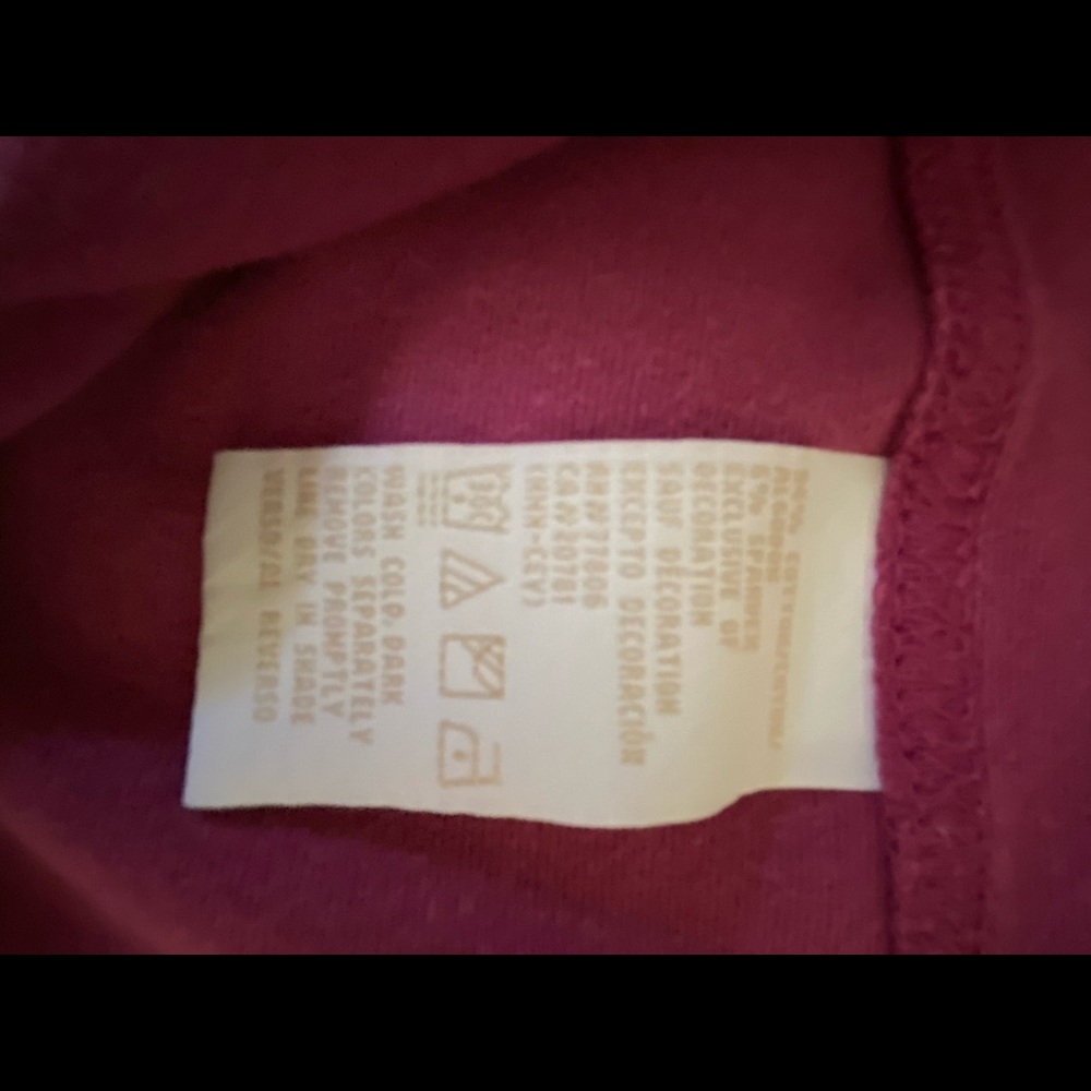 Raspberry colored pullover top - Picture 5 of 6